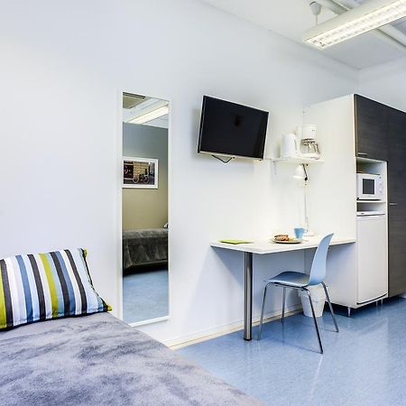 Forenom Hostel Vantaa Aviapolis Esterno foto
